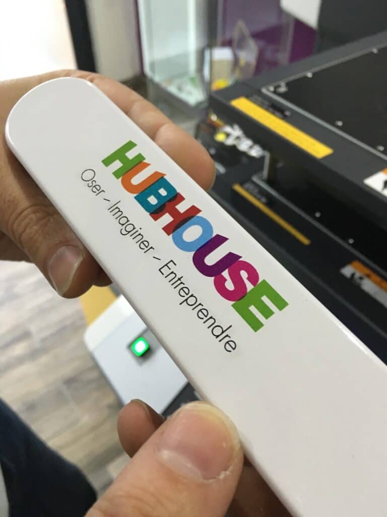 boite métal pour parure de stylos