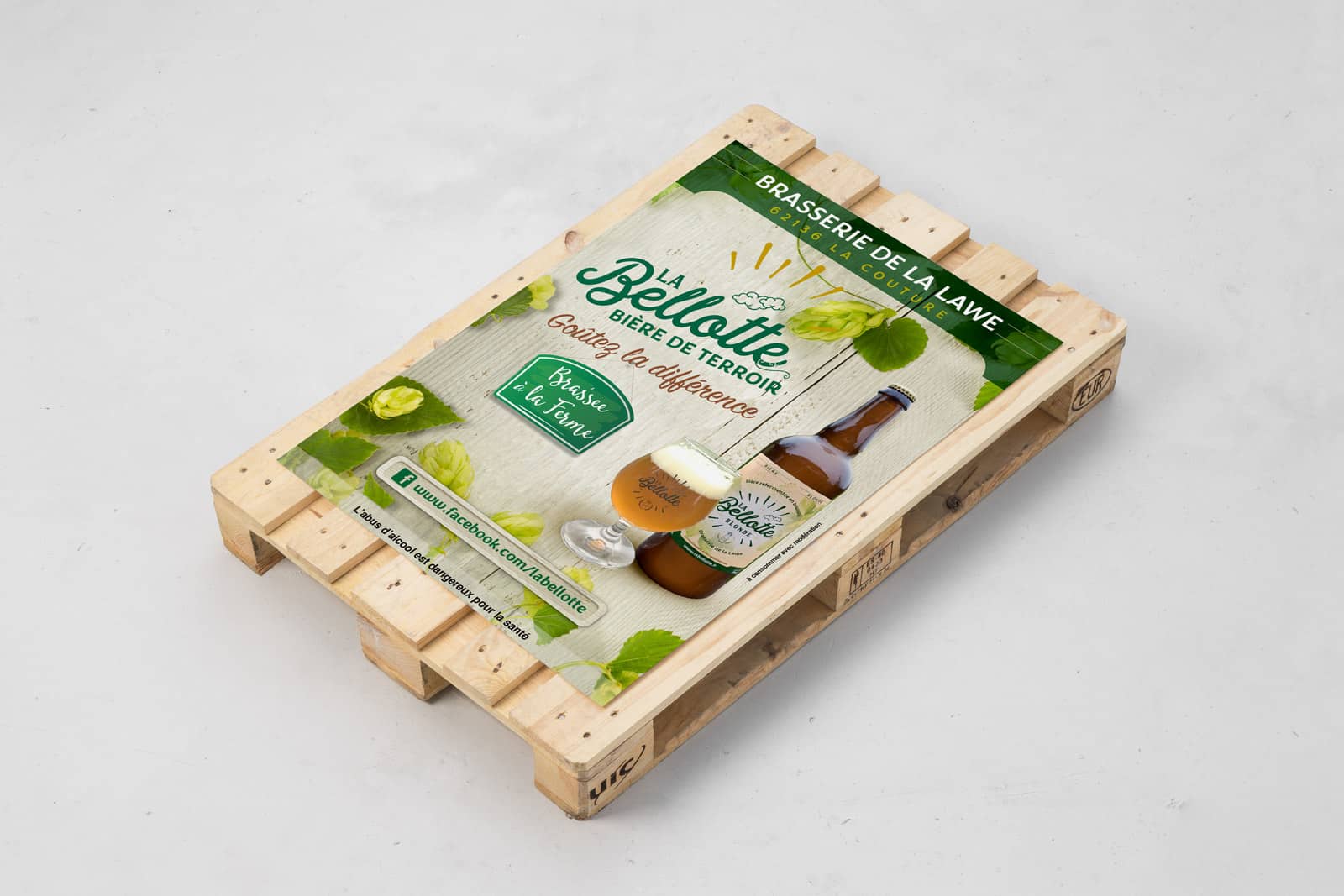 Affiche bière La Bellotte sur palette