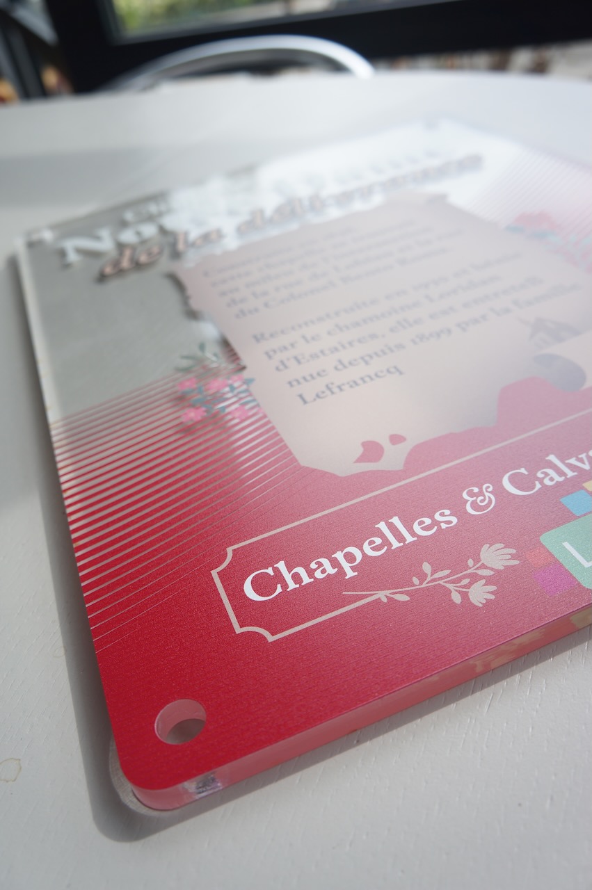 Plaque signalétique extérieure